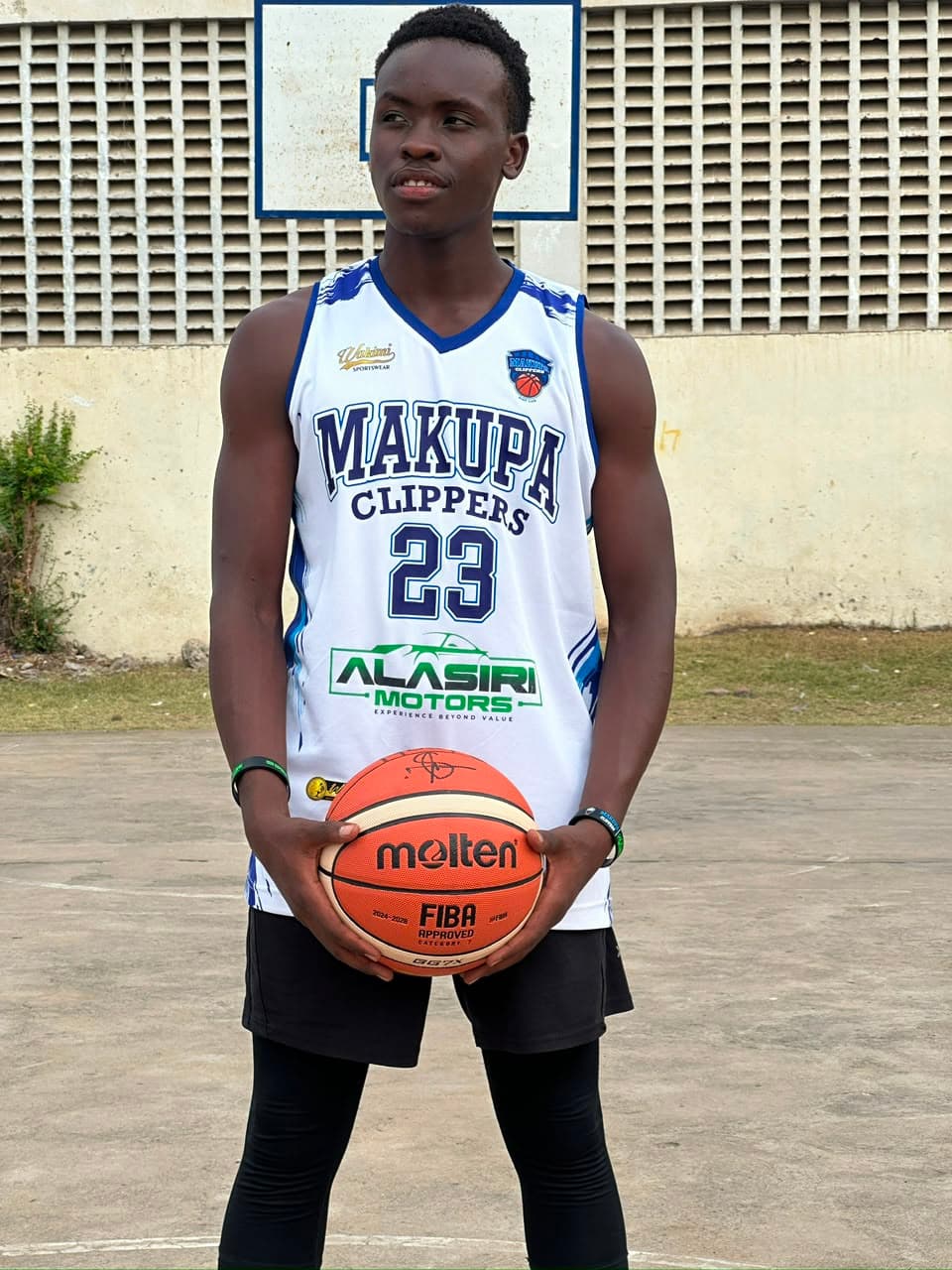 Makupa Clippers gallery moment 13