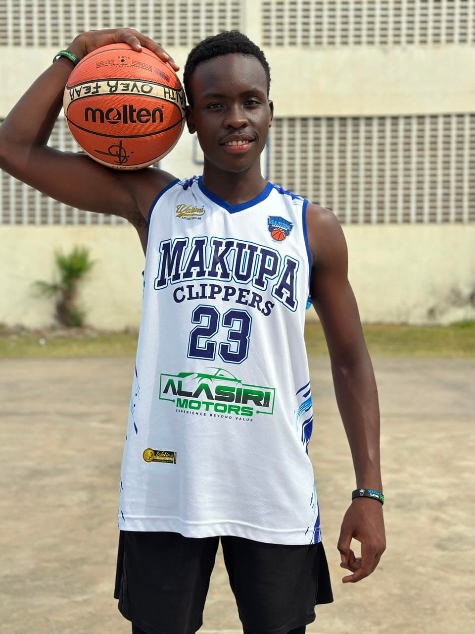 Makupa Clippers gallery moment 18