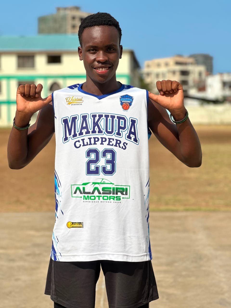 Makupa Clippers gallery moment 37