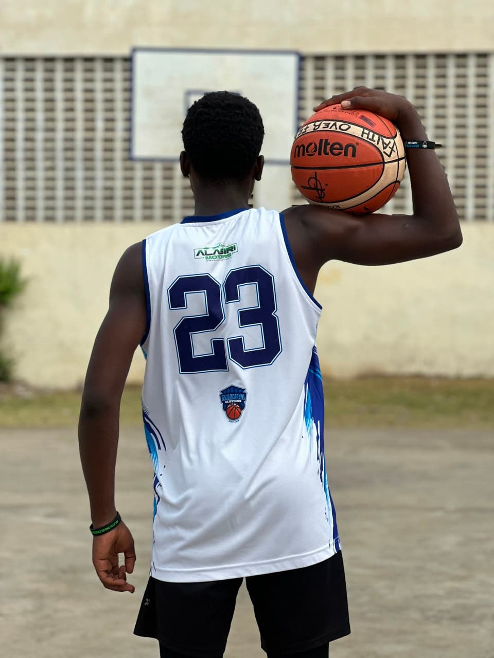 Makupa Clippers gallery moment 39