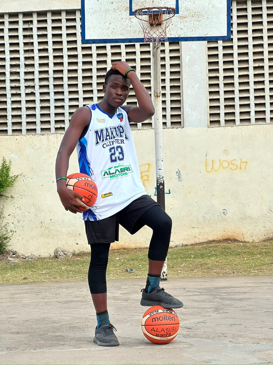 Makupa Clippers gallery moment 40