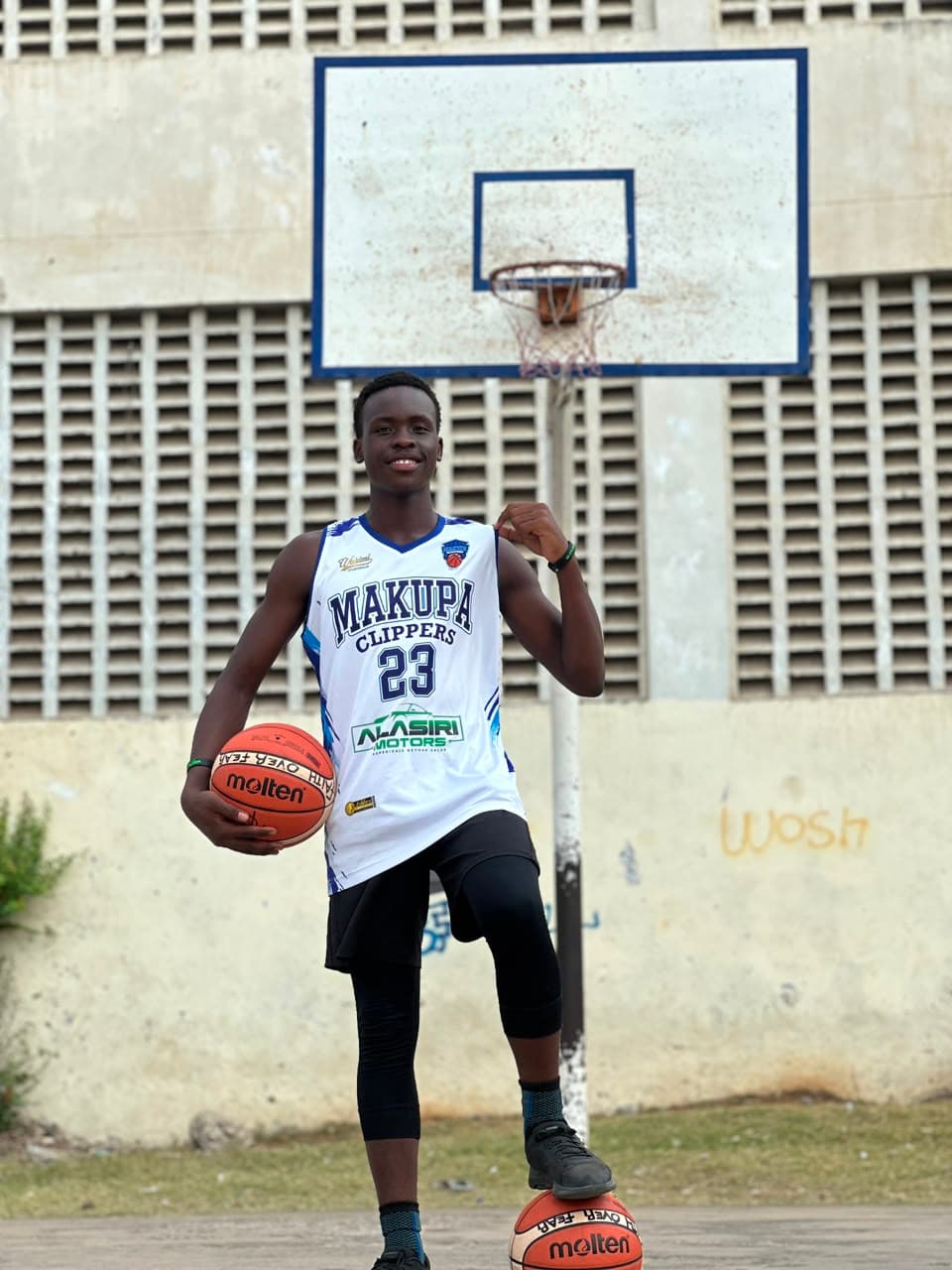 Makupa Clippers gallery moment 46
