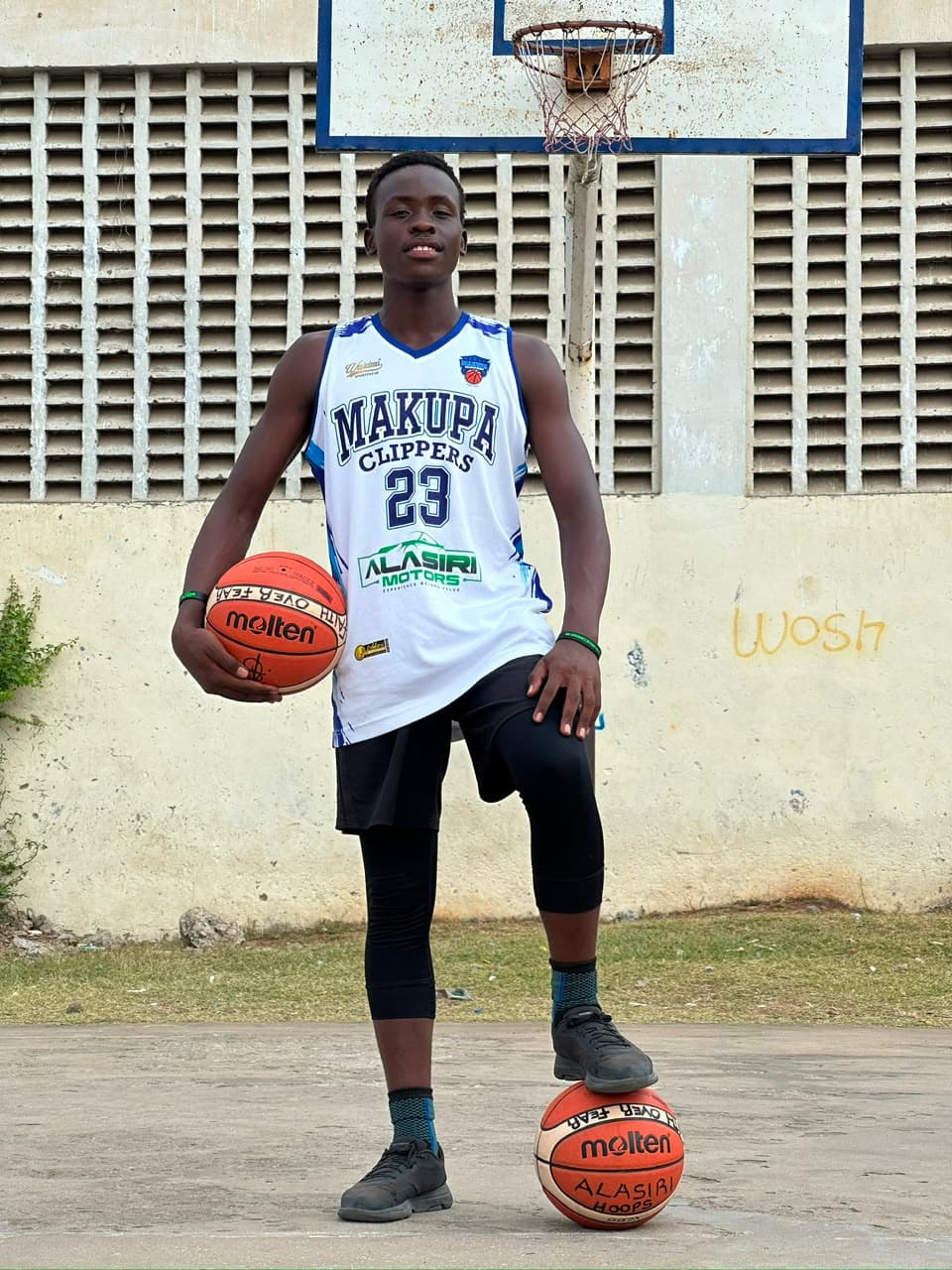 Makupa Clippers gallery moment 50