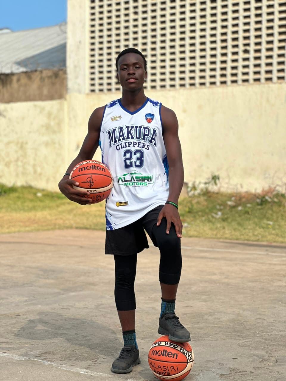 Makupa Clippers gallery moment 54