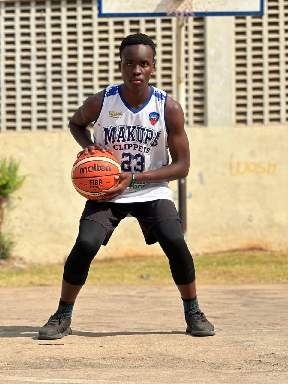 Makupa Clippers gallery moment 72